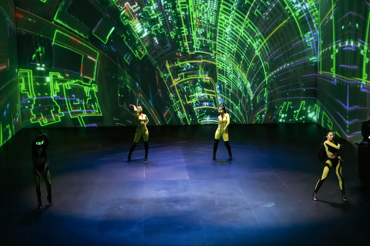 Immersive tech performance at IAE event